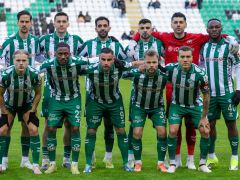 Konyaspor Yine Kazanamadı: Tribünlerden İstifa Sesi